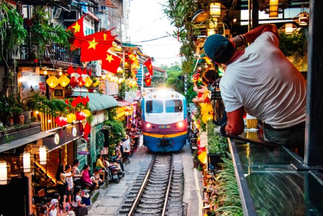 VIETNAM PREMIUM TOUR
